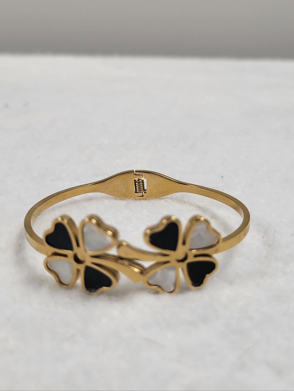 Gold Stainless Steel Dual Four-Leaf Clover Hinge Bangle